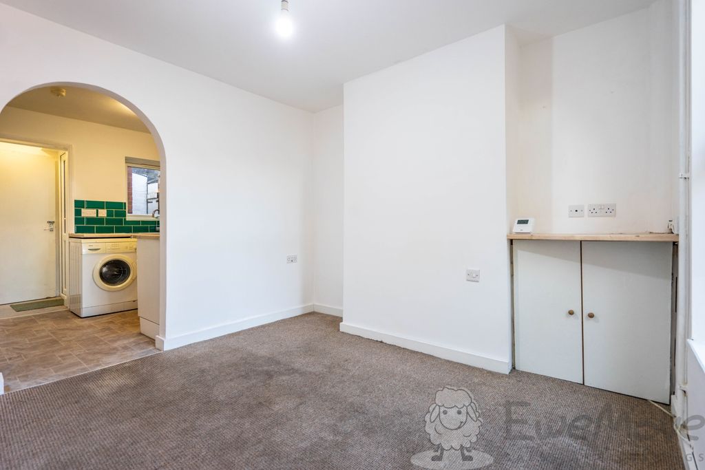 Property photo 3 of 9 Lounge-Diner