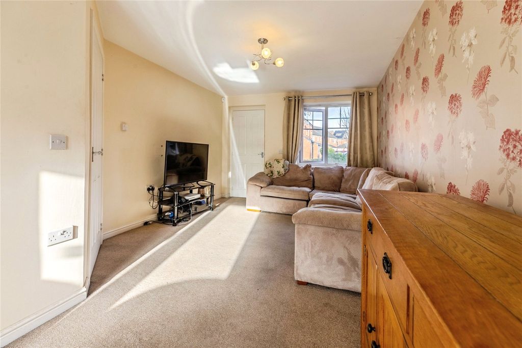 Property photo 2 of 16 Picture No. 33