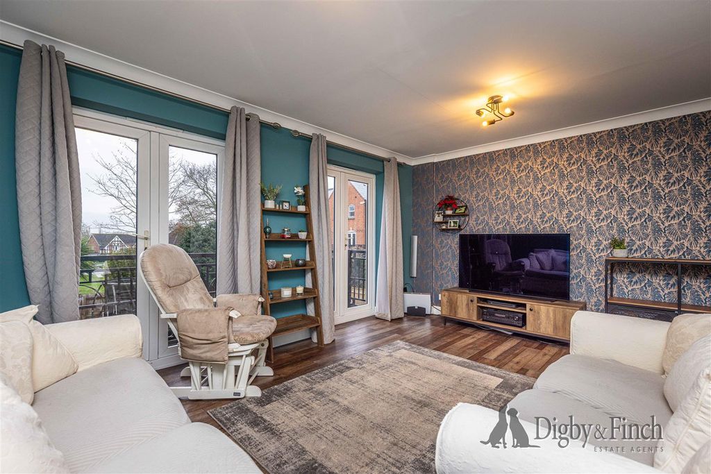 Property photo 3 of 16