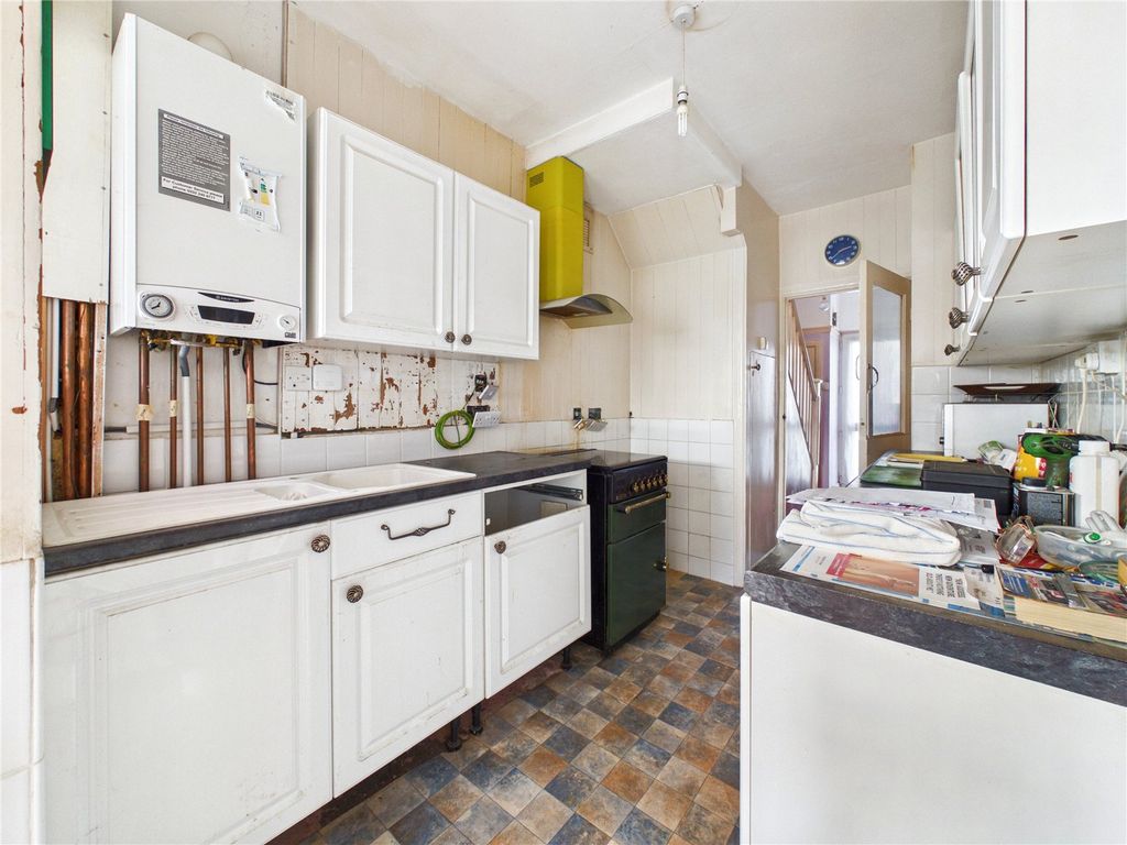 Property photo 2 of 8 Picture No. 25