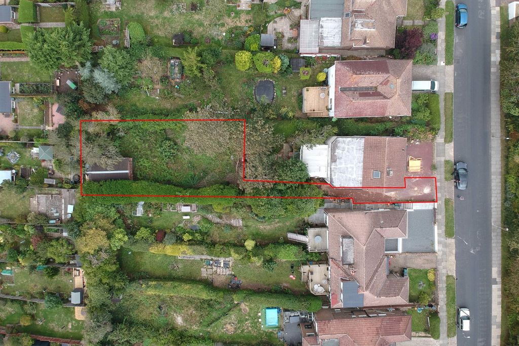 Property photo 1 of 11