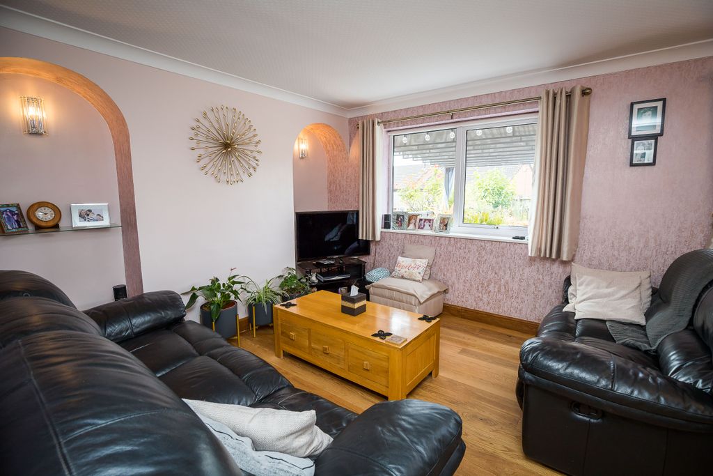 Property photo 2 of 15 Img_6697