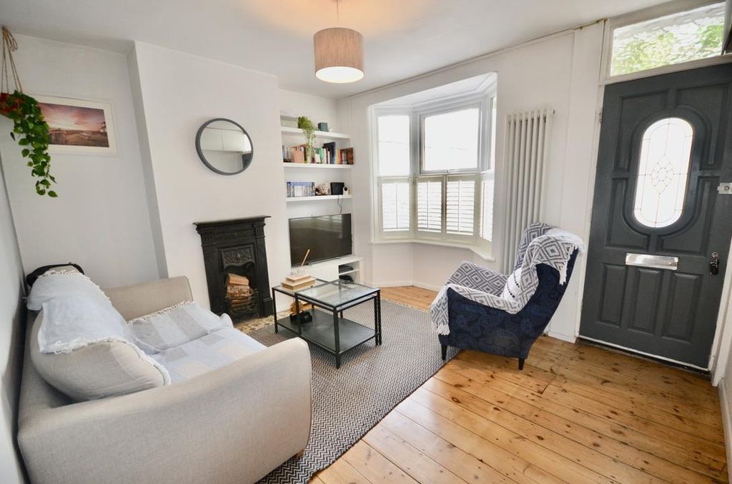 Property photo 2 of 13