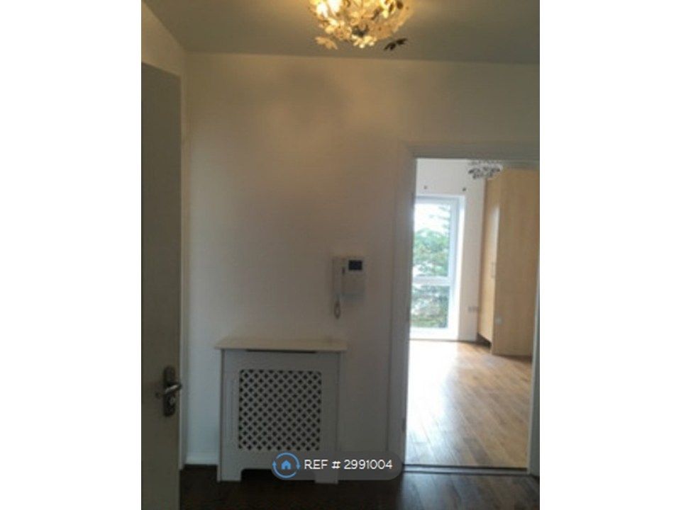 Property photo 2 of 3