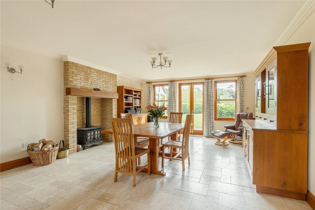 Property photo 3 of 23 Dining Room