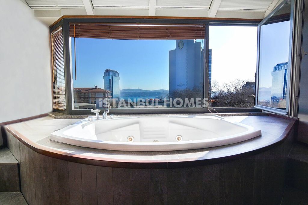 Property photo 1 of 2