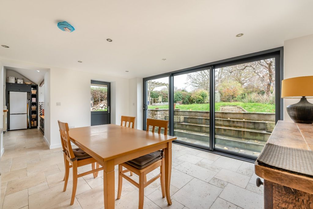 Property photo 3 of 12 Kitchen/Diner