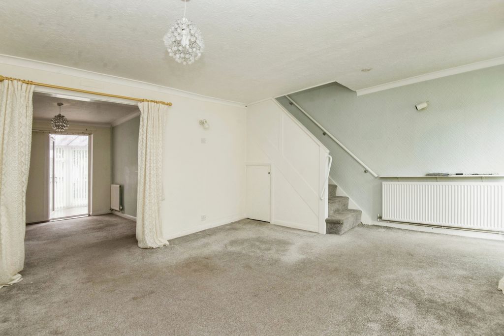 Property photo 3 of 17 Photography