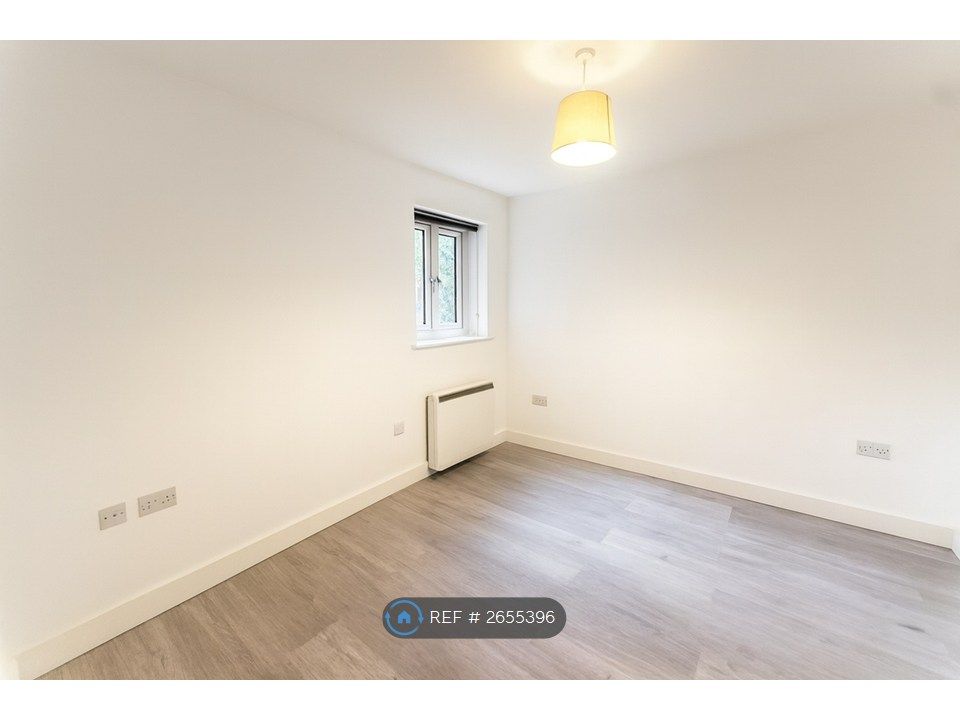 Property photo 3 of 4