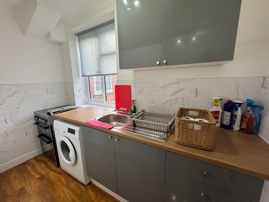 Property photo 2 of 3