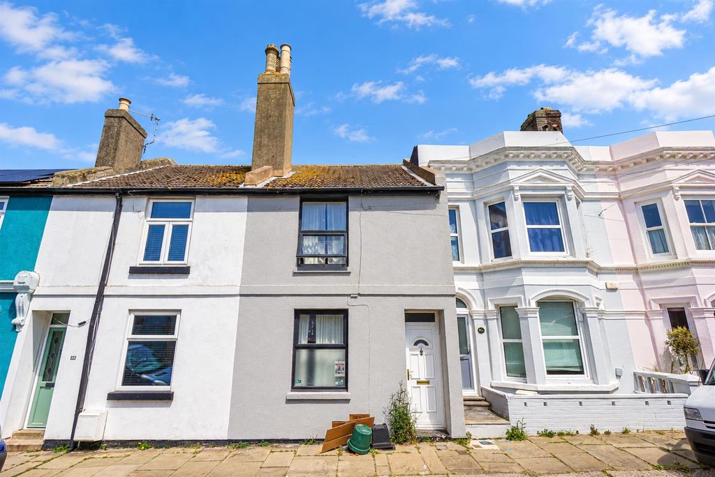Property photo 1 of 17 d40F2F59-7485-43Ad-A49E-79c7c6c4F8Eb.Png