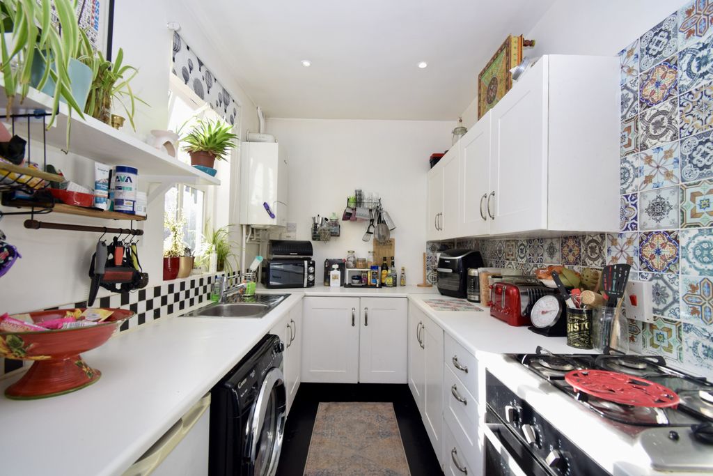 Property photo 3 of 17 Gallery