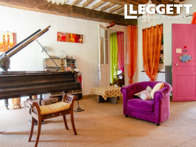 Property photo 3 of 10