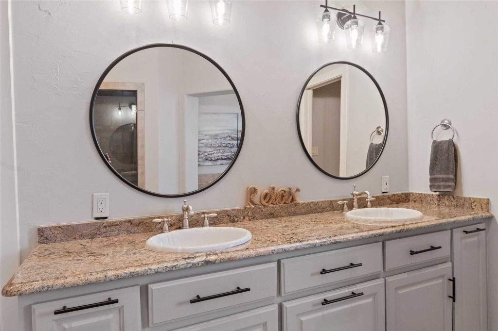 Property photo 2 of 3 <Alttext/>