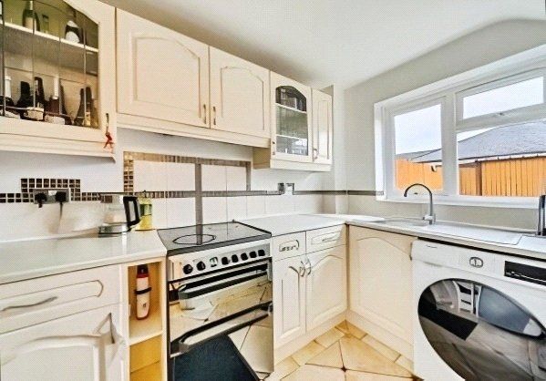 Property photo 3 of 9 Picture No. 01