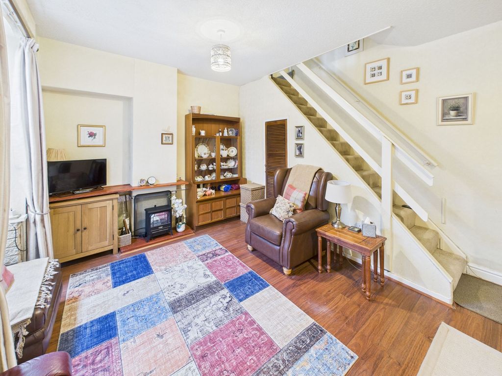 Property photo 2 of 29