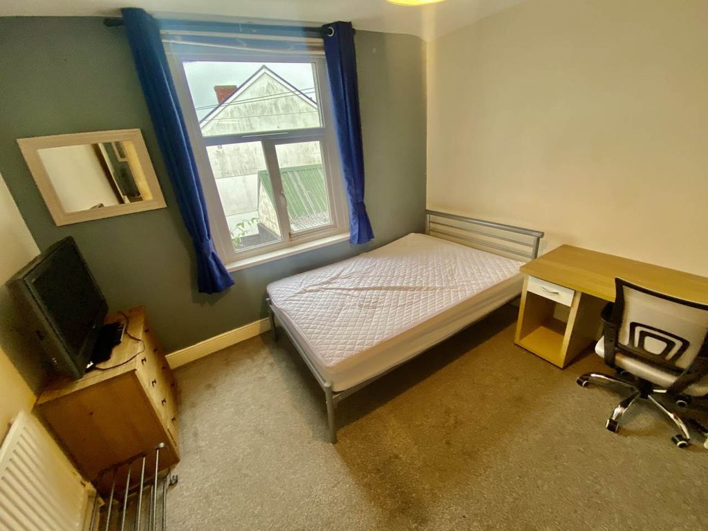 Property photo 1 of 16 Img_8423