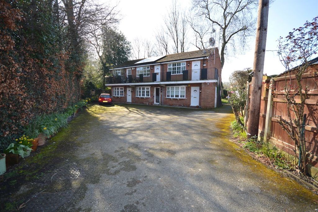 Property photo 1 of 12 (Main)