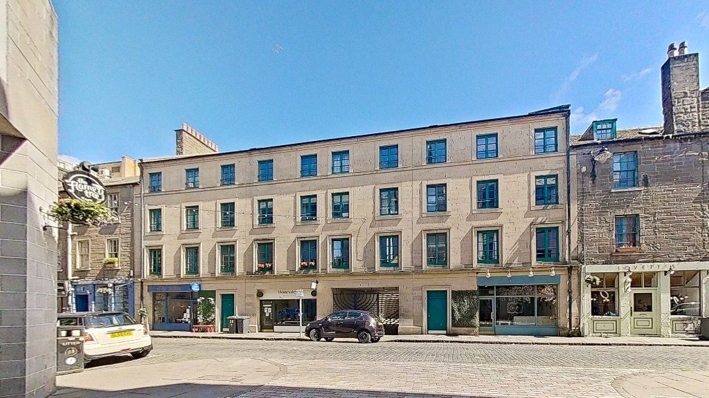 Property photo 1 of 17 Photo 1