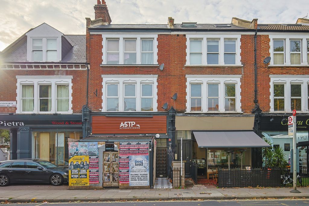 Property photo 1 of 15 194 Wandsworth Bridge Road, Fulham, London, Sw6 2Uf