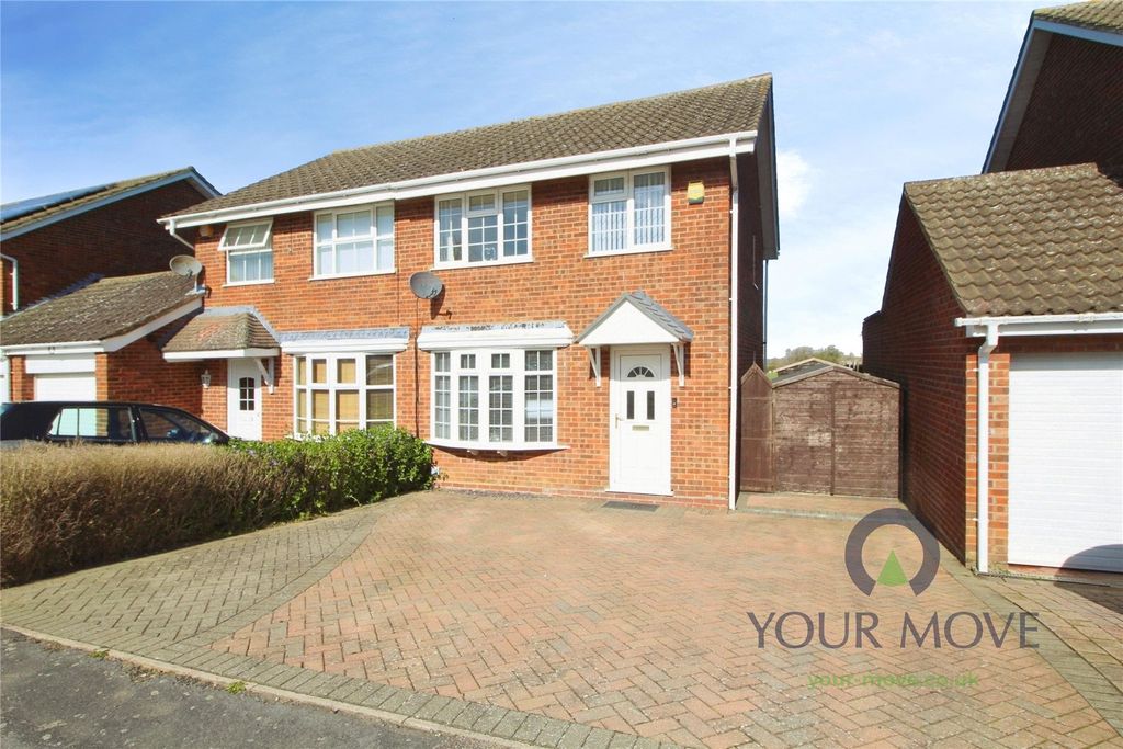 Property photo 2 of 18 Front