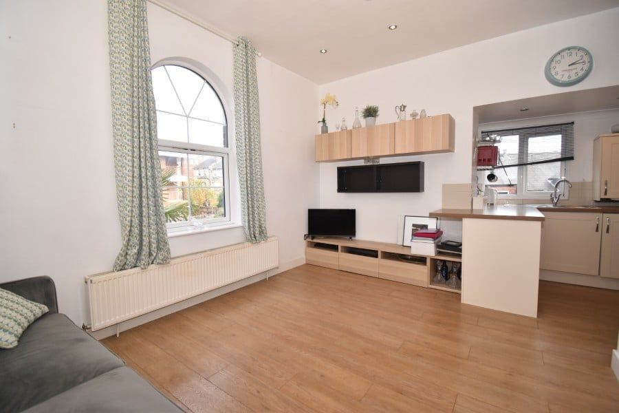 Property photo 2 of 7