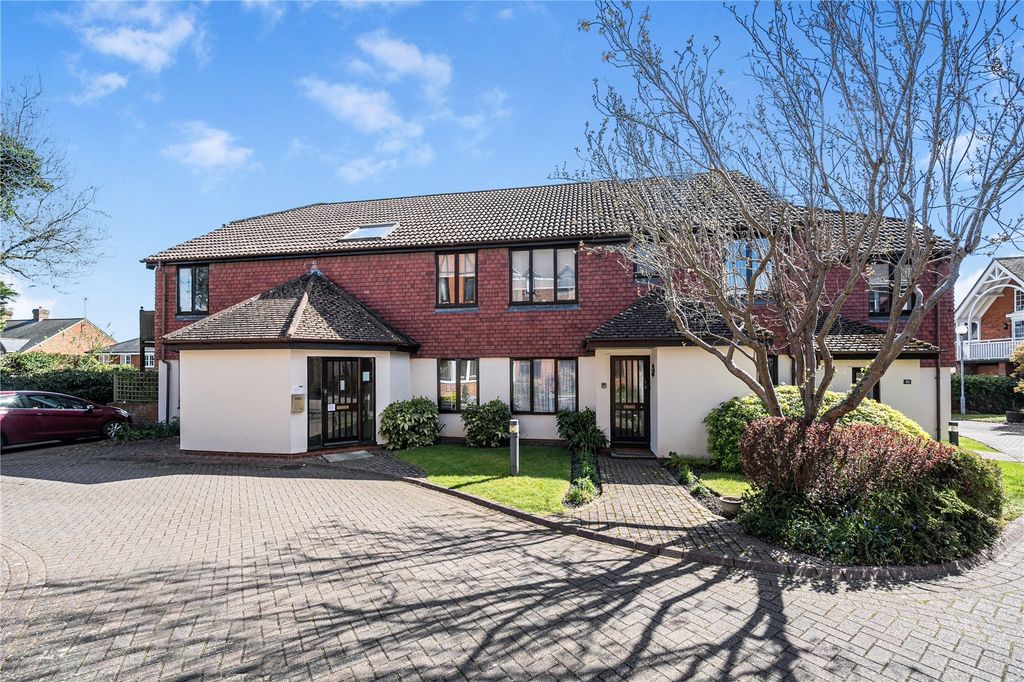 Property photo 1 of 9 Picture No. 18