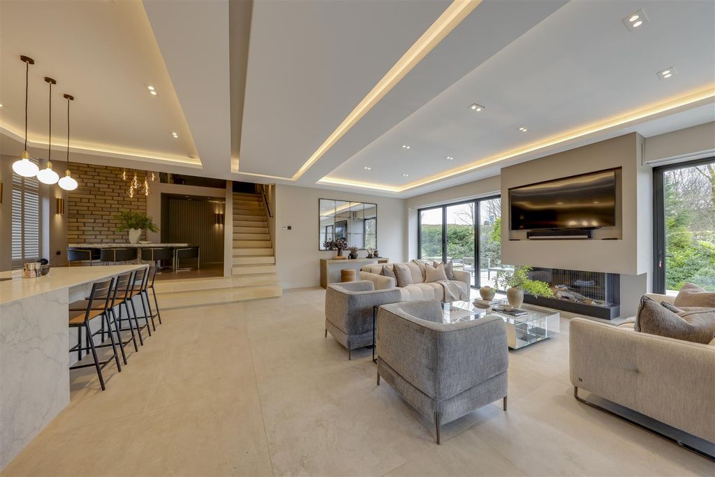 Property photo 2 of 61 The Farmhouse - Open Plan Living