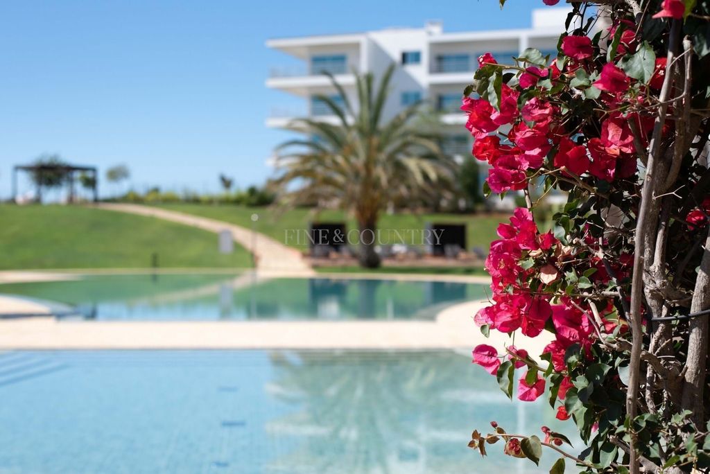 Property photo 2 of 30