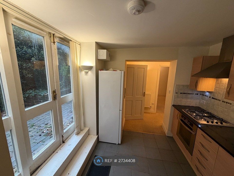 Property photo 3 of 8