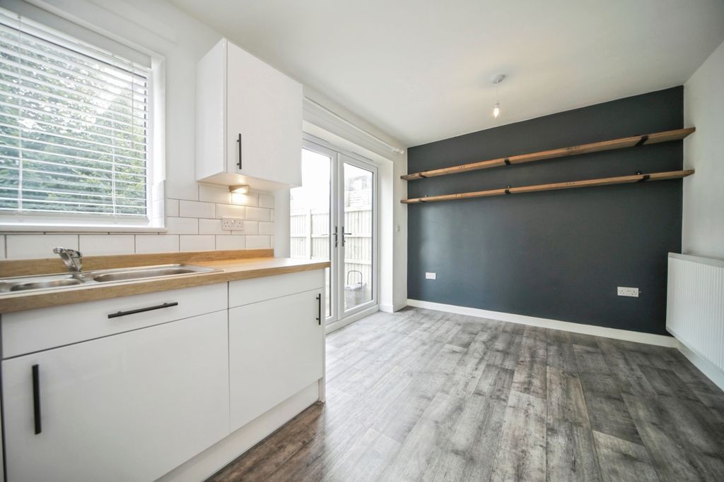 Property photo 3 of 13 Pbox-Img.Jpg