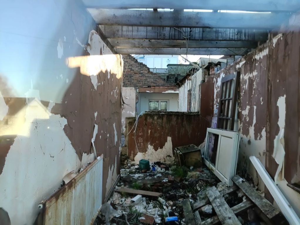 Property photo 3 of 5