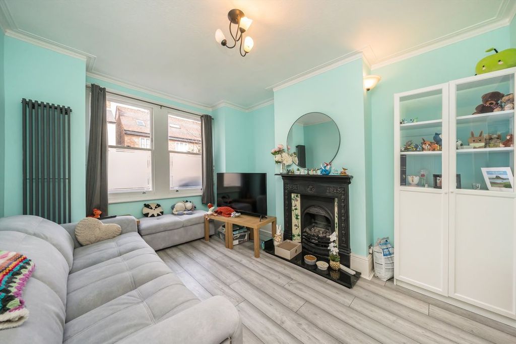 Property photo 2 of 7