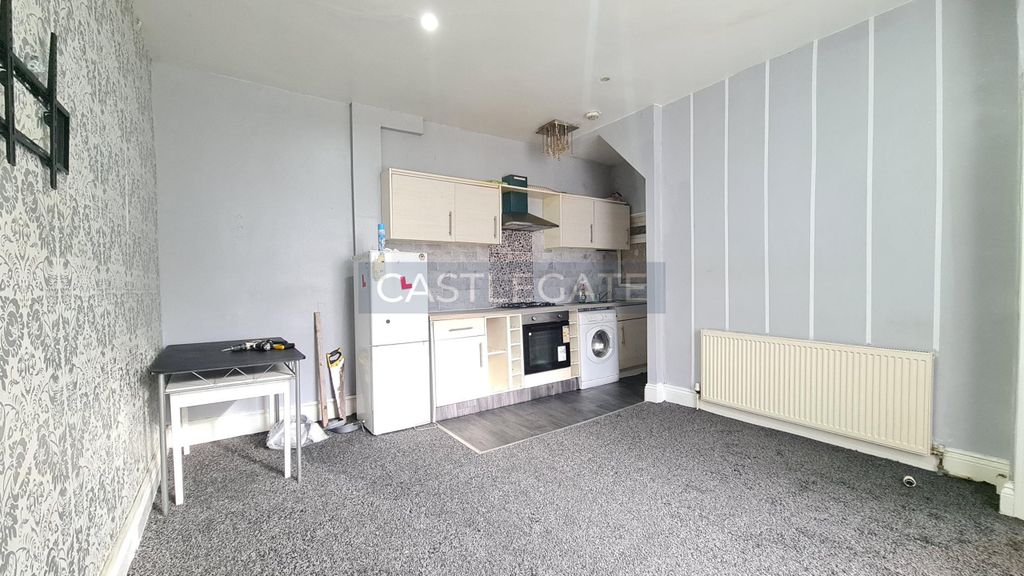 Property photo 3 of 11 20251028_133317