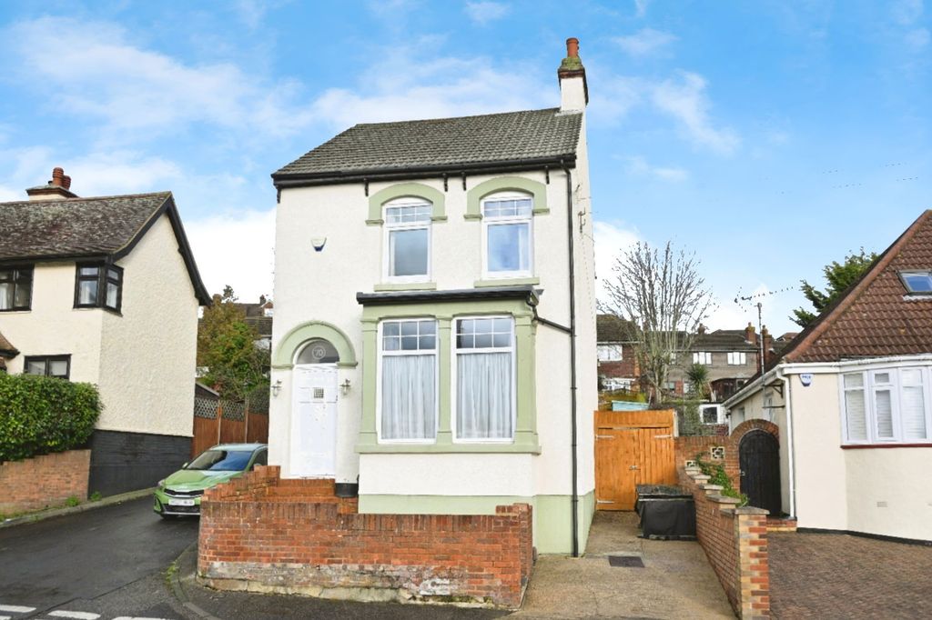 Property photo 1 of 29