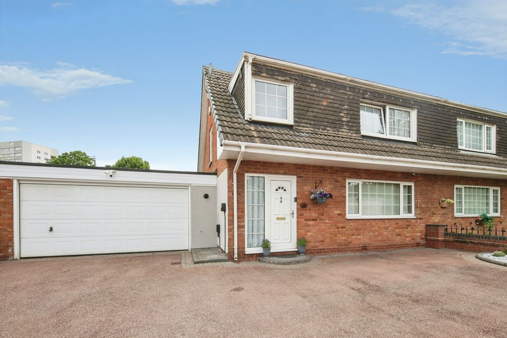Property photo 1 of 20 Pbox-Img.Jpg