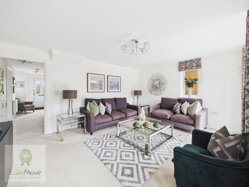 Property photo 3 of 25 Living Room