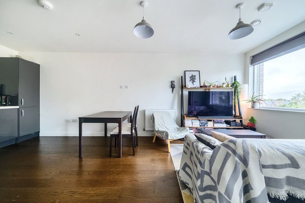 Property photo 3 of 19 1342340-14-68A5A2...