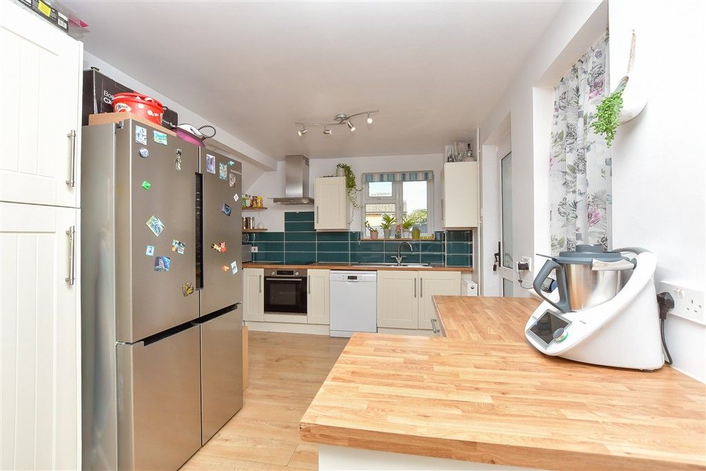 Property photo 2 of 14 Kitchen/Diner