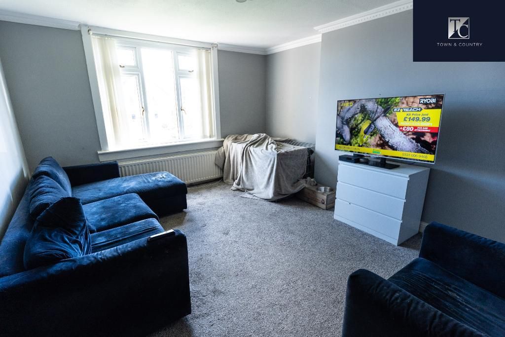 Property photo 3 of 37