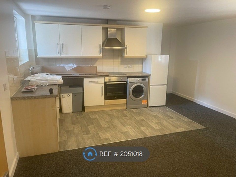 Property photo 1 of 11 Kitchen Area