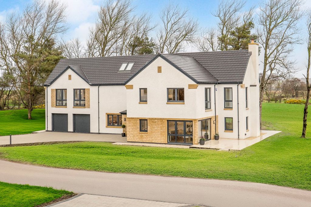 Property photo 1 of 31 Picture No. 05