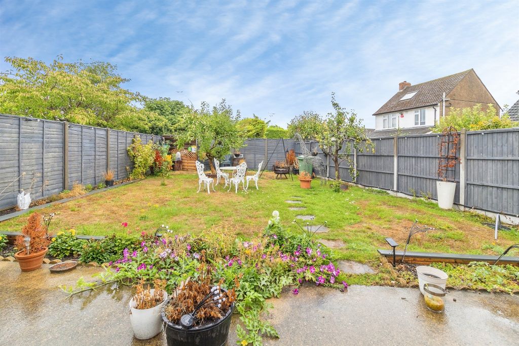 Property photo 3 of 20