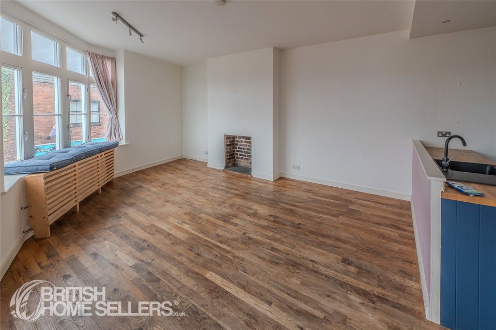 Property photo 2 of 15 Picture No. 07