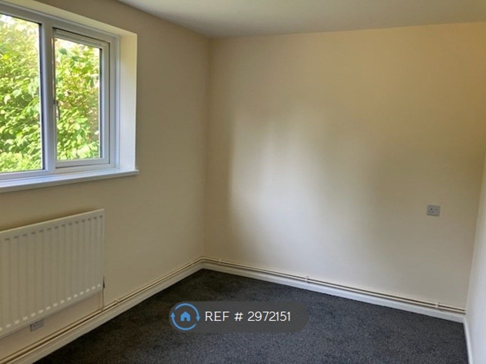 Property photo 2 of 3