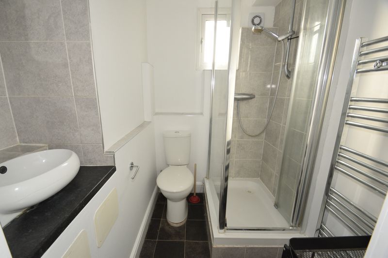 Property photo 2 of 6 Photo 10