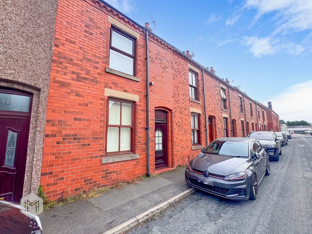 Property photo 1 of 14