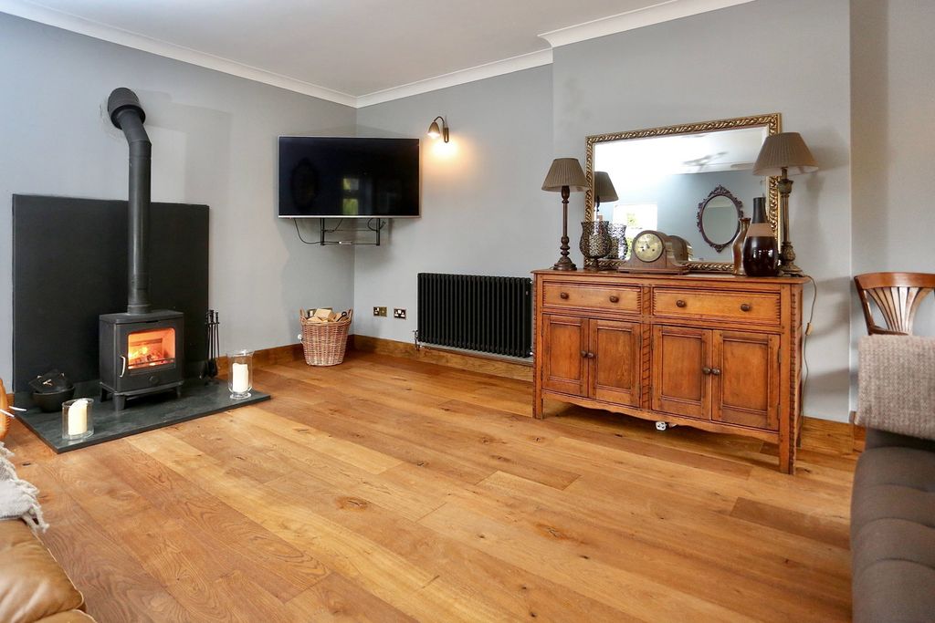 Property photo 3 of 71
