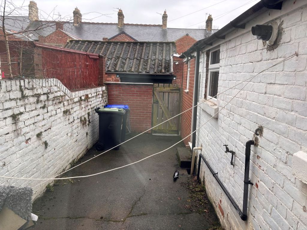 Property photo 2 of 4