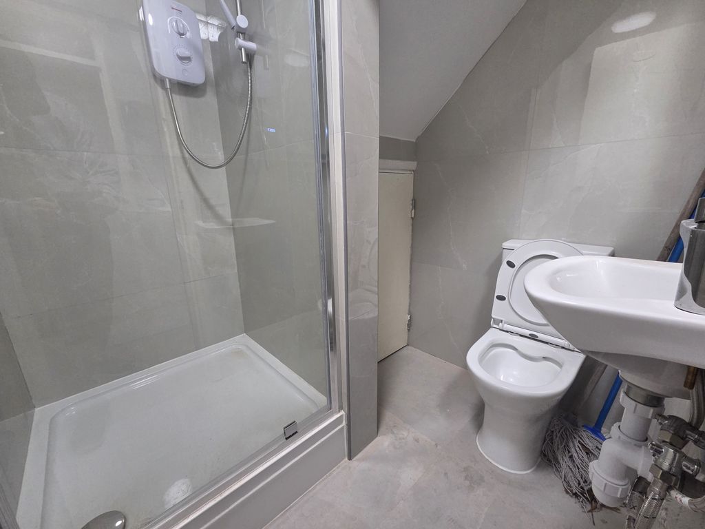 Property photo 3 of 11 Gallery